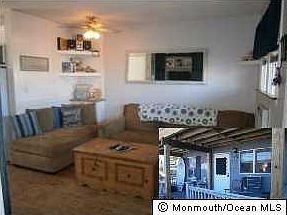 5th image of 1812 NE Central Ave #1A