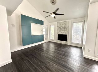 3843 Barrington St #R-26, San Antonio, TX 78217
