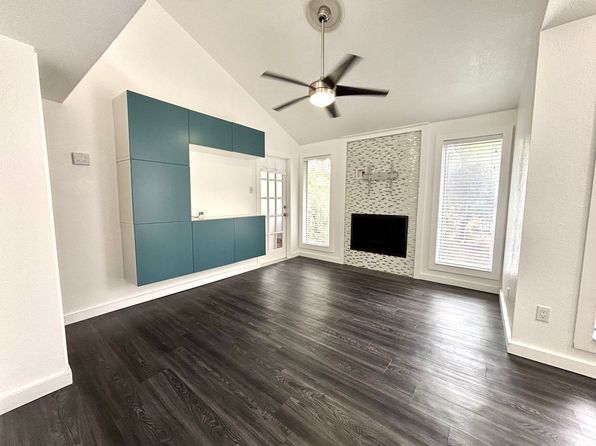 3843 Barrington St #R266