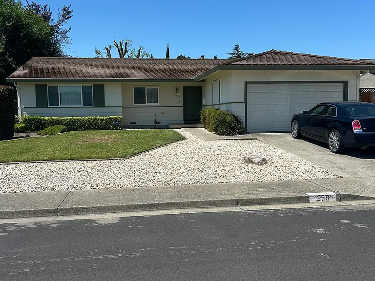 259 Lander Pl — Photo 1