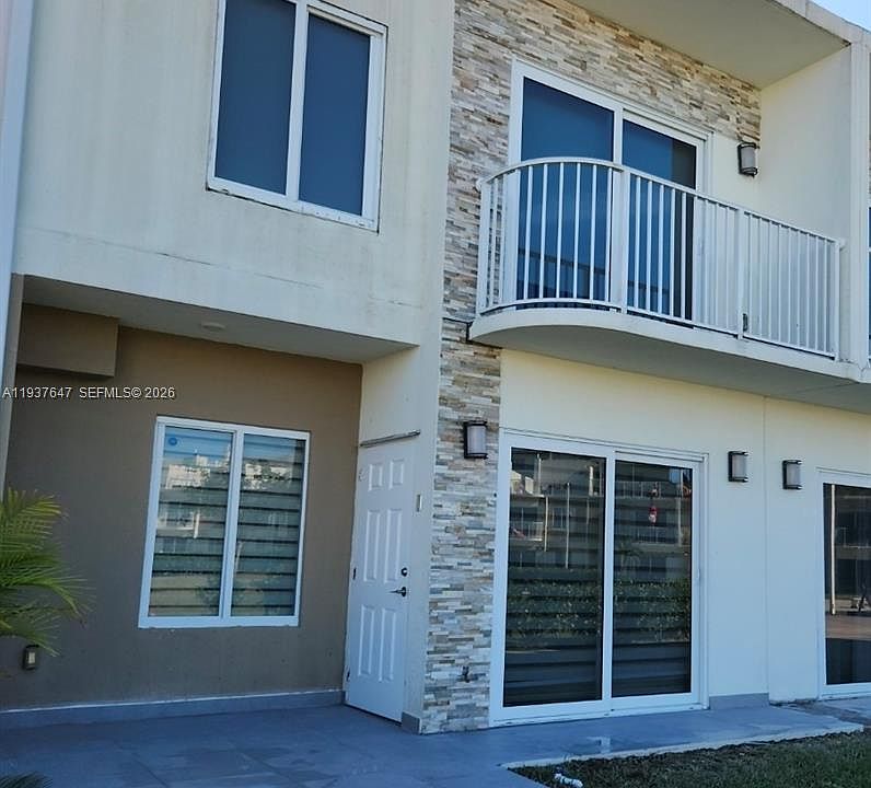 1st image of 13937 SW 259th Way