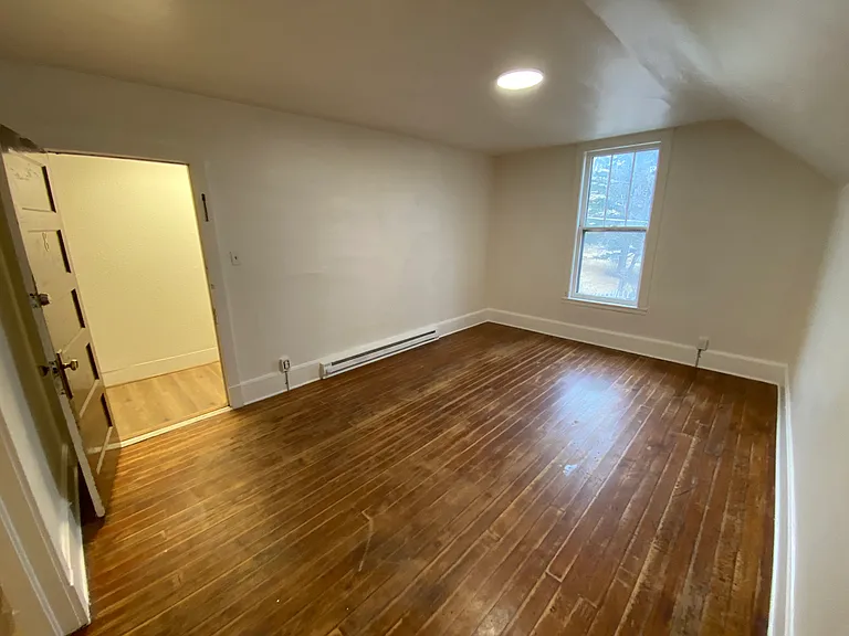 422 N Yellowstone St #8 — Photo 3