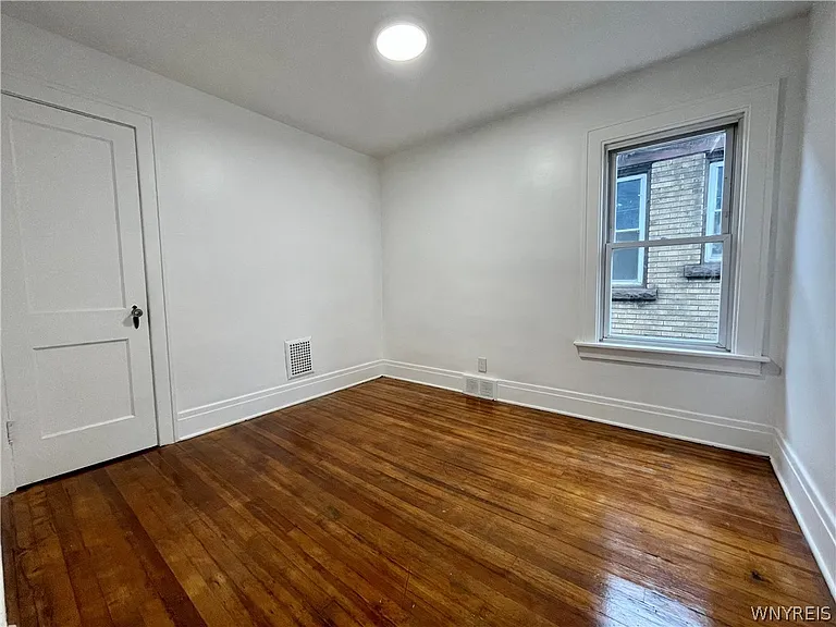 434 23rd St #UPPER — Photo 23