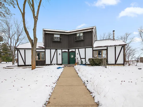 101 Sun St #A, Cabery, IL 60919