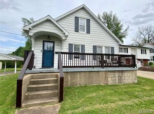 702 N Farmington Rd, Jackson, MO 63755
