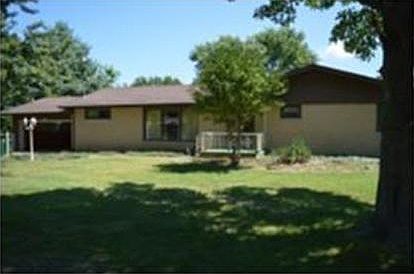 2nd image of 606 Sunshine Dr