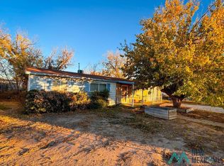 108 N Clayton St, Carlsbad, NM 88220