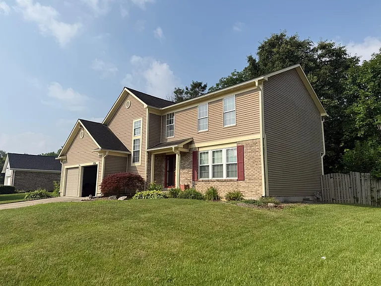 7574 Allenwood Ct — Photo 18