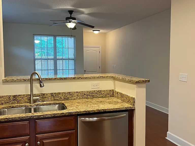 1833 Brittlebush Ln — Photo 5