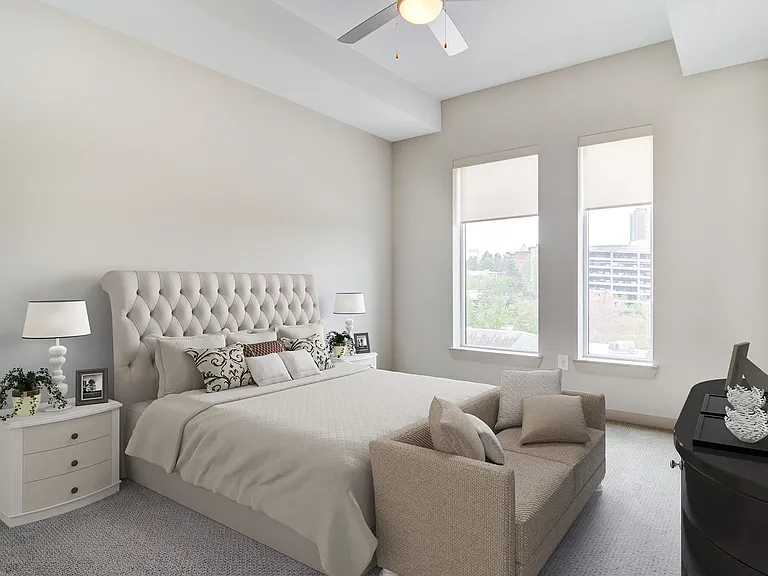 Venue Brookwood Apartments — Photo 8