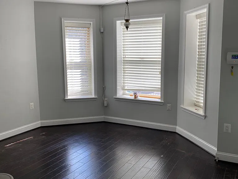 735 Quebec Pl NW #2 — Photo 3