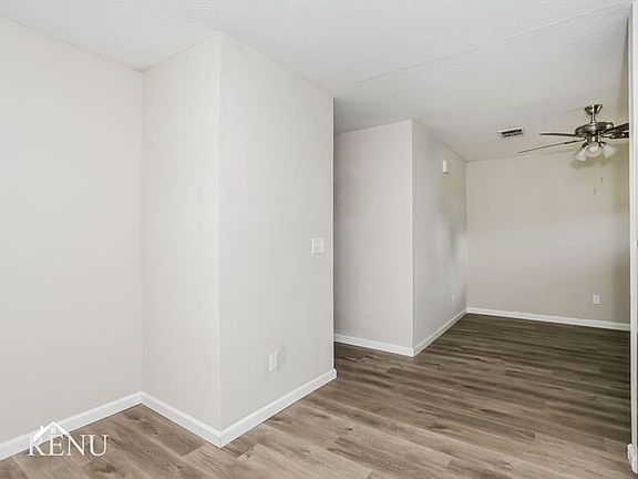 4th image of 673 W 17th St
