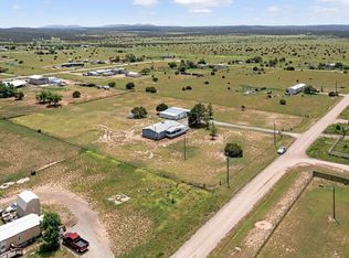 28 Wilson Loop, Edgewood, NM 87015