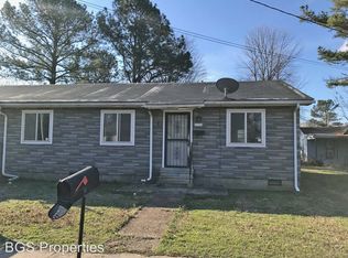 1223 Hornbrook St, Dyersburg, TN 38024