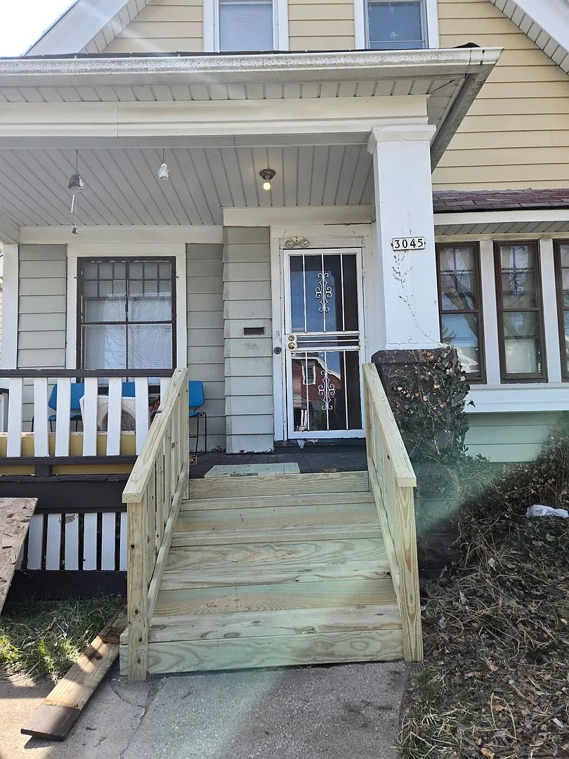 Building Photo - 3045 N 26th St