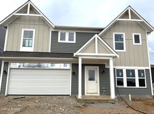 8803 Legendary Ln, Louisville, KY 40228