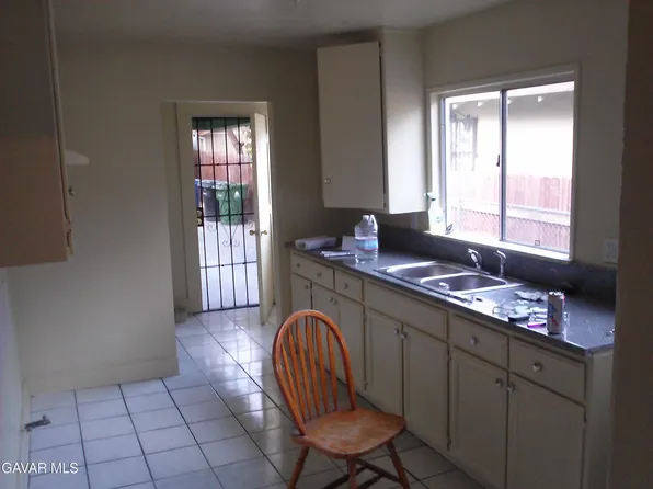 1953 W 20th St, Los Angeles, CA 90018