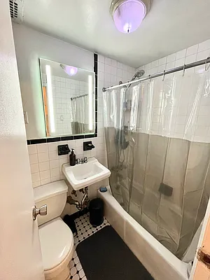 Rented by CitySites Real Estate Group | media 11