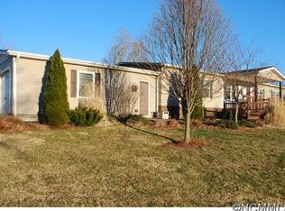 122 Donaldson Pl, Waynesville, NC 28786