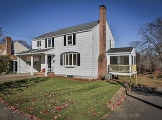15 Elmcrest Rd, Wakefield, MA 01880