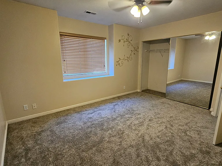 125 N Peregrine Ln #26 — Photo 8