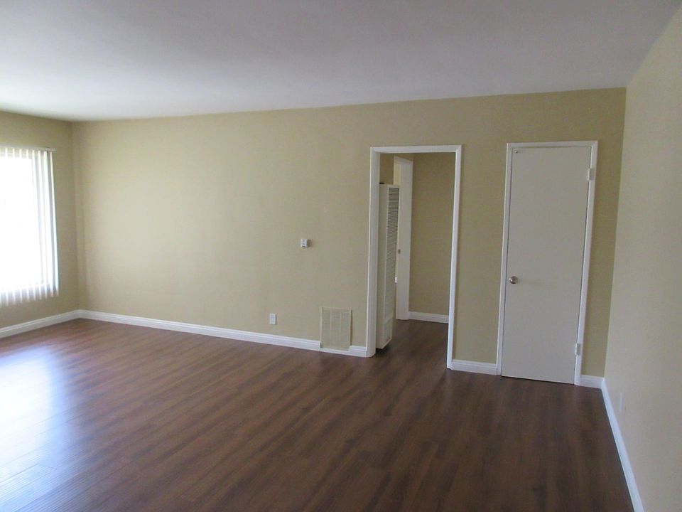 1st image of 500 E Providencia Ave APT Y