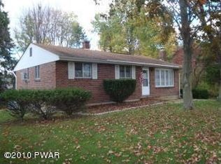 29 Gap View Heights Rd, East Stroudsburg, PA 18301