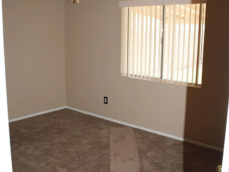 1859 E Florian Ave — Photo 24