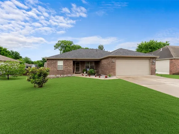 714 Woodland St, Centerton, AR 72719