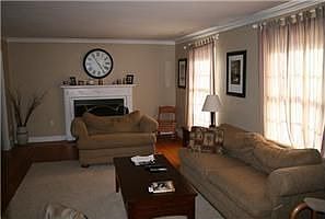 5th image of 1236 Park Ave