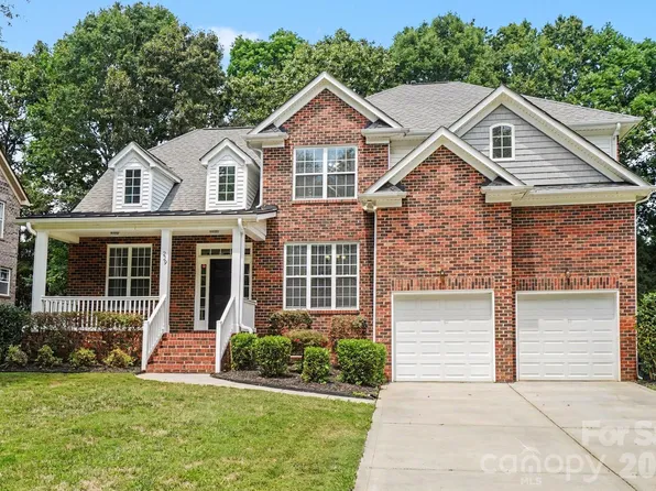 229 Edenshire Ct, Indian Trail, NC 28079
