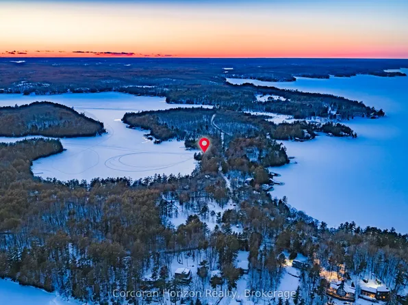 1054 Fair Lee Park Rd, Muskoka Lakes, ON P0B 1J0