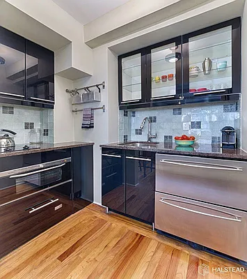 Sold by Halstead Real Estate | media 4