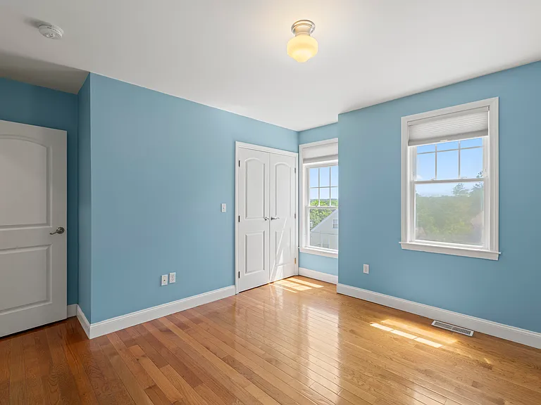 3 Prospect Hill St #3 — Photo 16