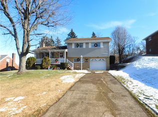 2063 McKees Rocks Rd, Mc Kees Rocks, PA 15136