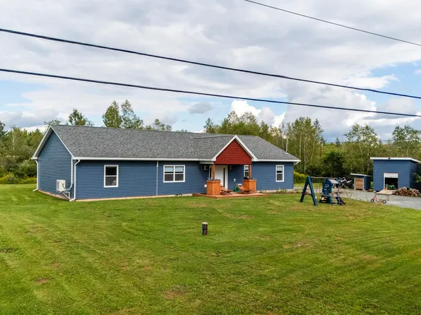 215 Grono Rd, Halifax, NS B2S 2H6