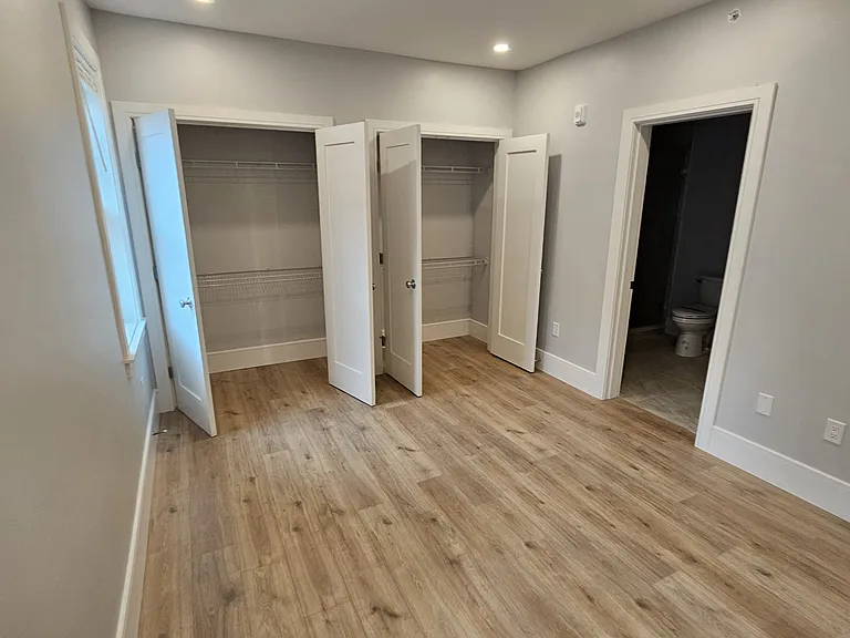 124 Kenrick St #5 — Photo 8