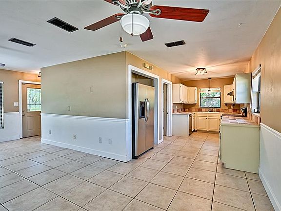 1420 NE 12th St, Gainesville, FL 32601 | MLS #GC522224 | Zillow