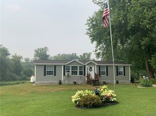25 Koster Rd, Sandy Creek, NY 13145