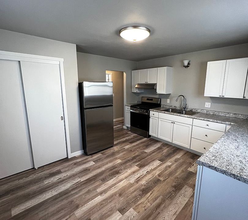1st image of 33 7th St #2B-1BA-1180SQFT