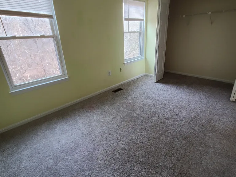 15205 Valley Stream Dr — Photo 17