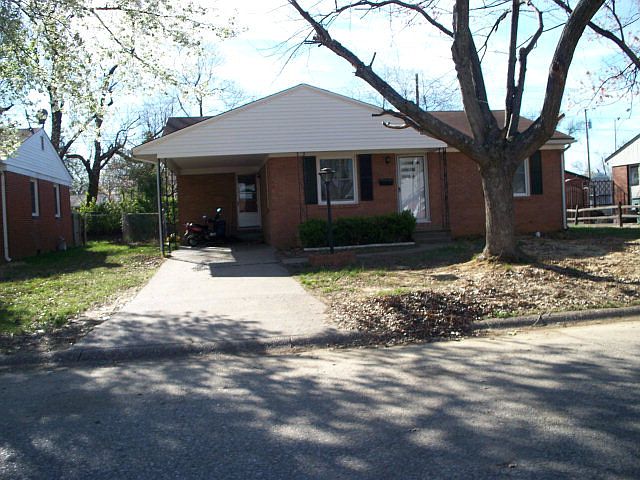 1st image of 2954 Legion Park Dr