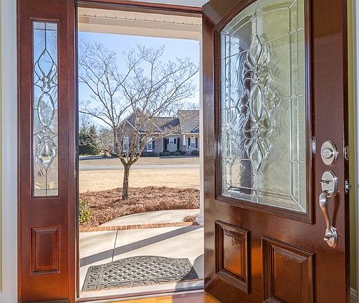 5th image of 3108 Cobbs Way