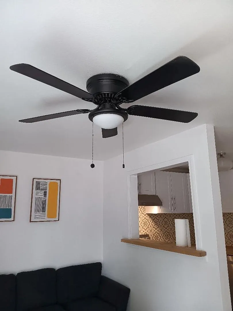 Redwood Garden Apartments — Photo 4