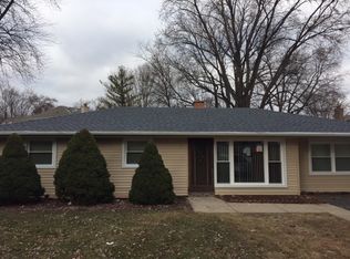 236 Wellesley Ct, Schaumburg, IL 60193