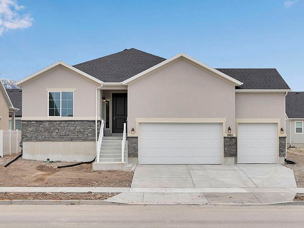 1992 E Burger St, Lake Point, UT 84074