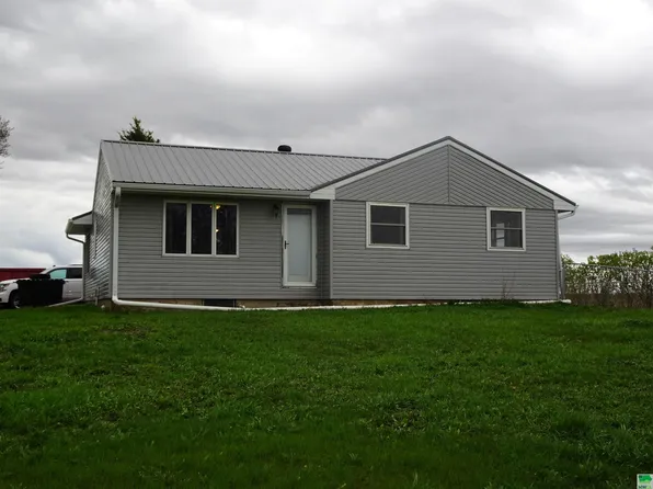 1848 Marsh Ave, Little Rock, IA 51243