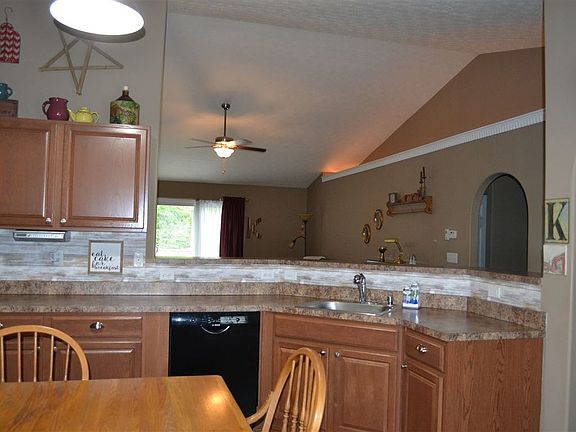 4th image of 358 Molise Cir