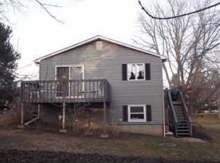 40 Spindrift Rd, Narragansett, RI 02882