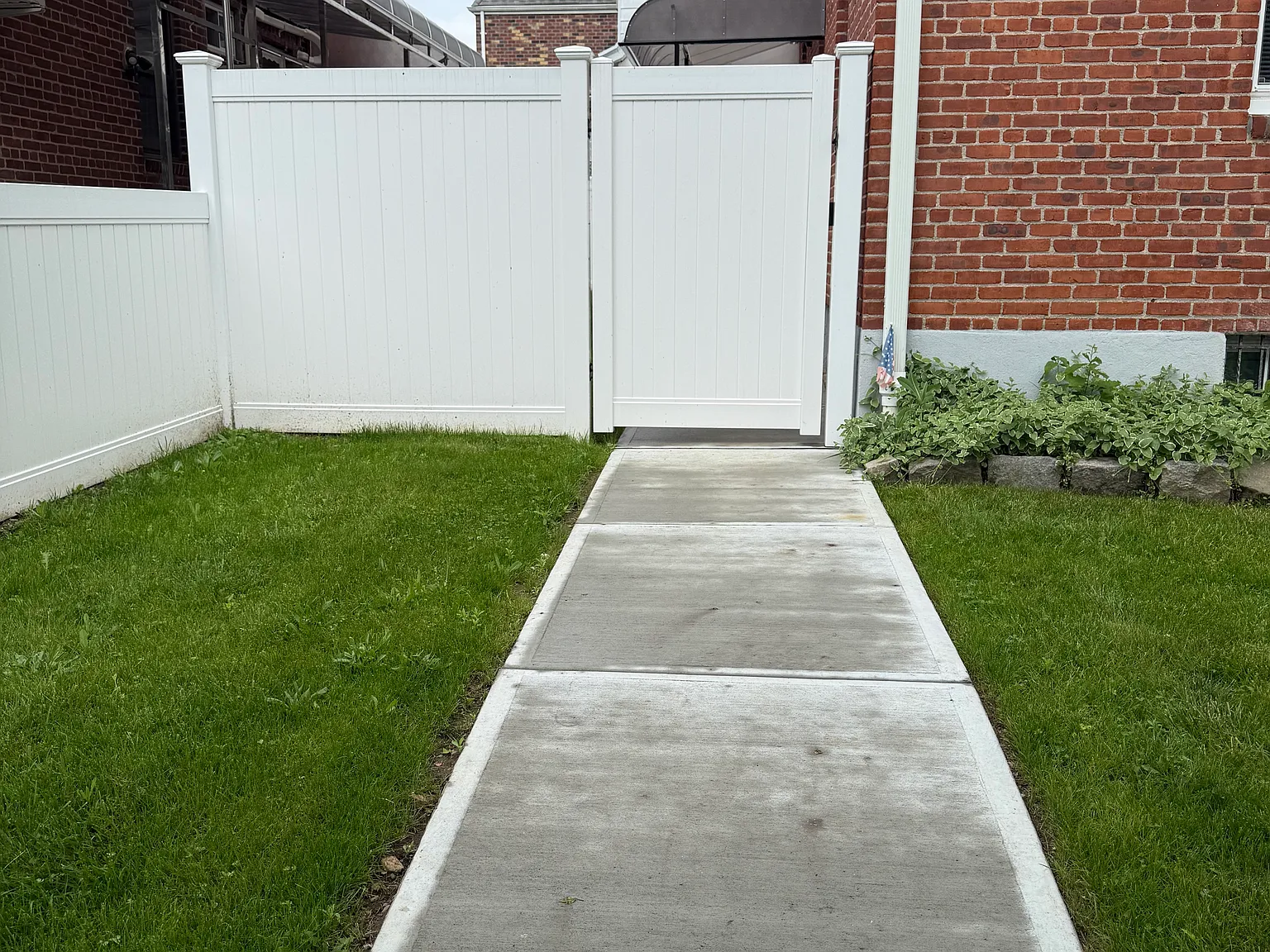 1 bed, 700 sqft, $2,150 — Photo 1